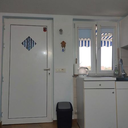 Apartmani Damir Kazija Pakoštane Exterior foto