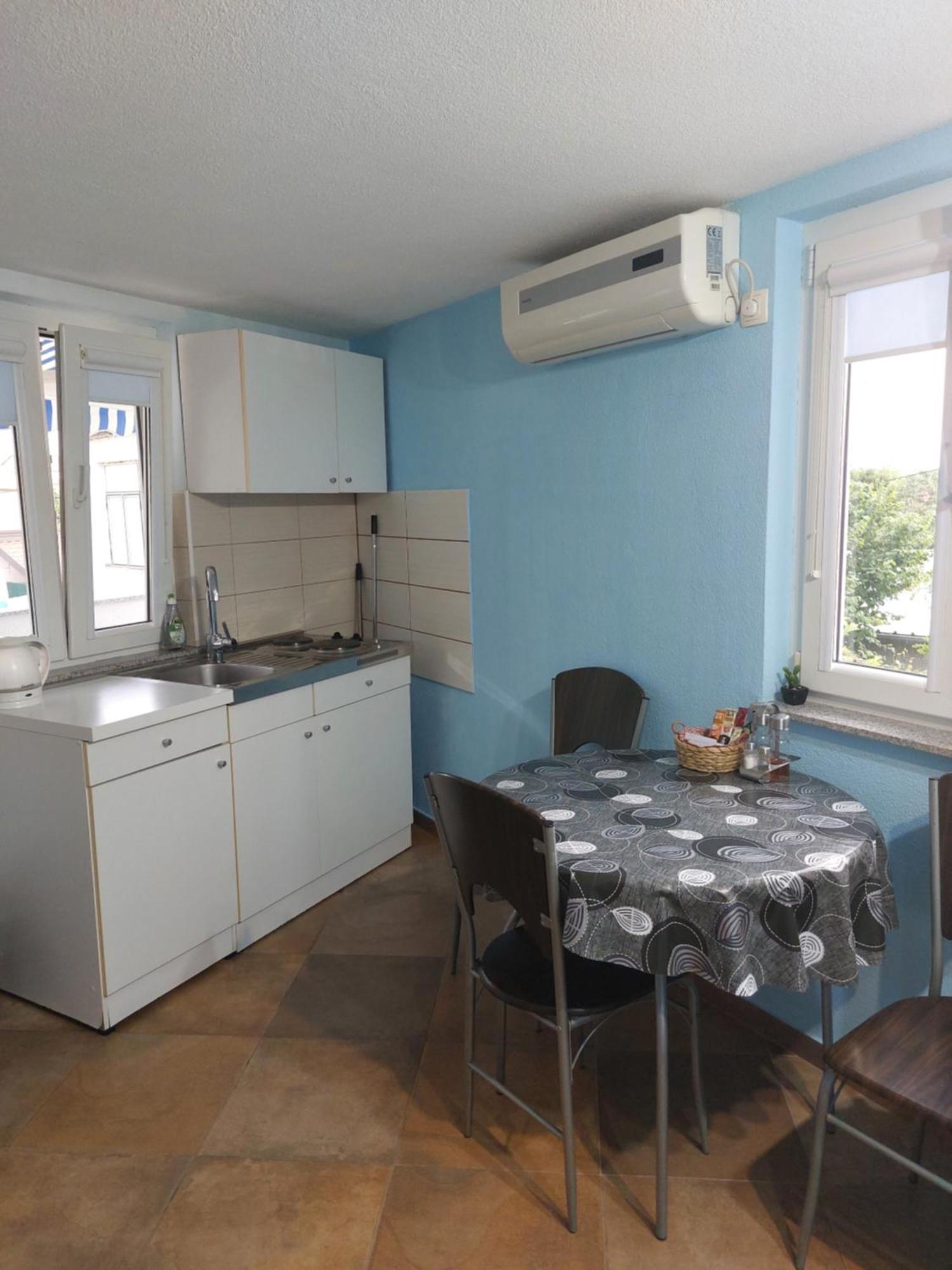 Apartmani Damir Kazija Pakoštane Exterior foto